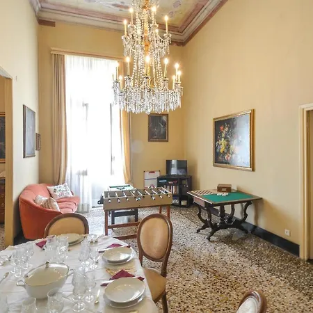 3 Bedroom Cozy In Sestri Ponente Apartamento