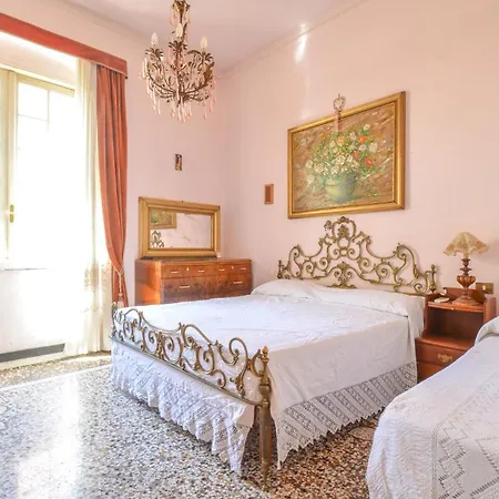 3 Bedroom Cozy In Sestri Ponente * Génova