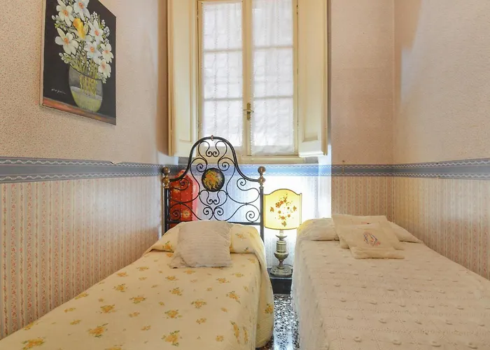 Appartement In Sestri Ponente